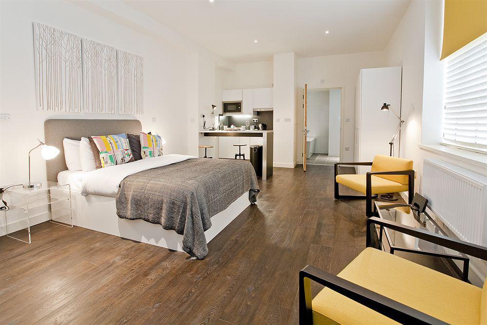 Go Native Aldgate East 4*